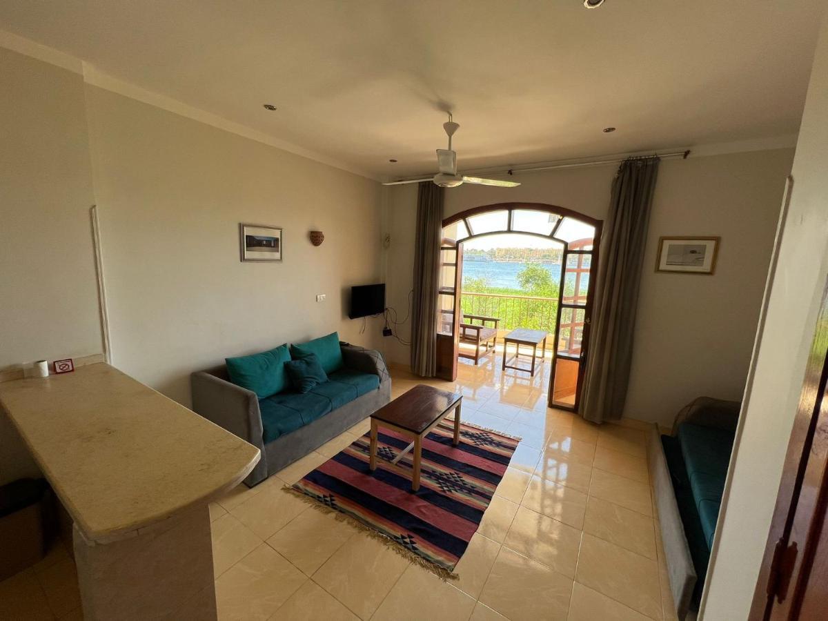 Plaza House * Luxor