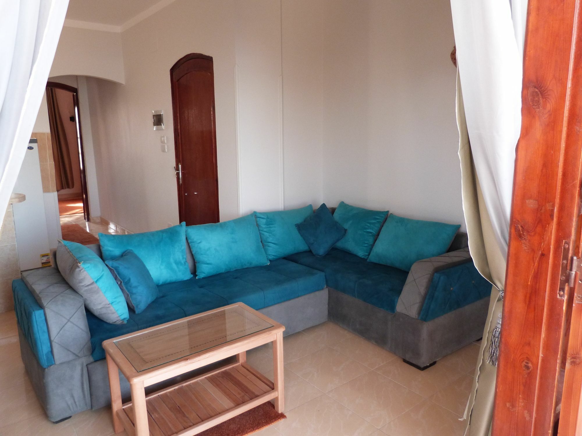 Apartament Plaza House *